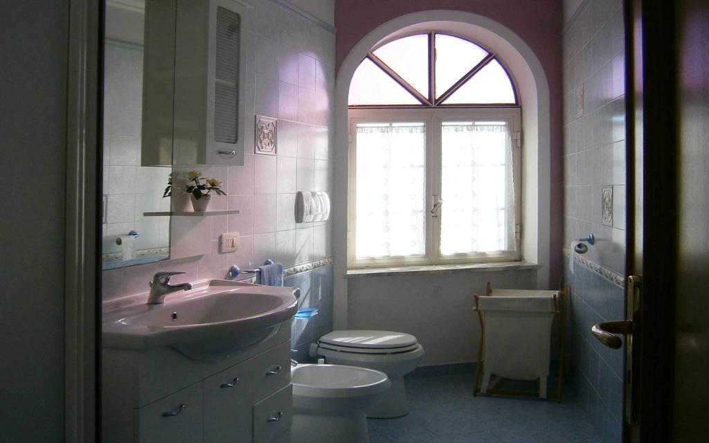 Villa En Rose Ravello Quarto foto